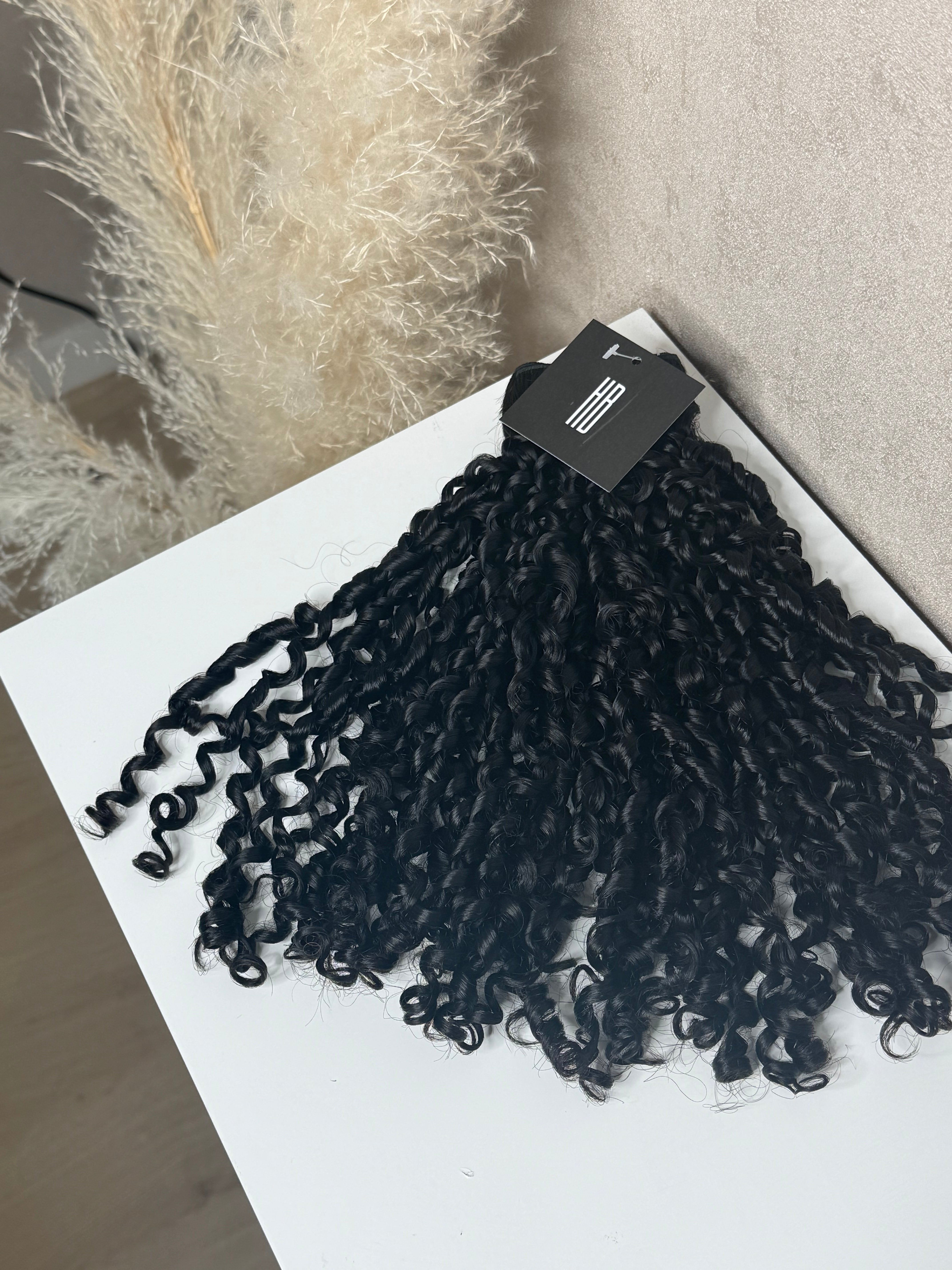 Pixie Curly - Virgin hair