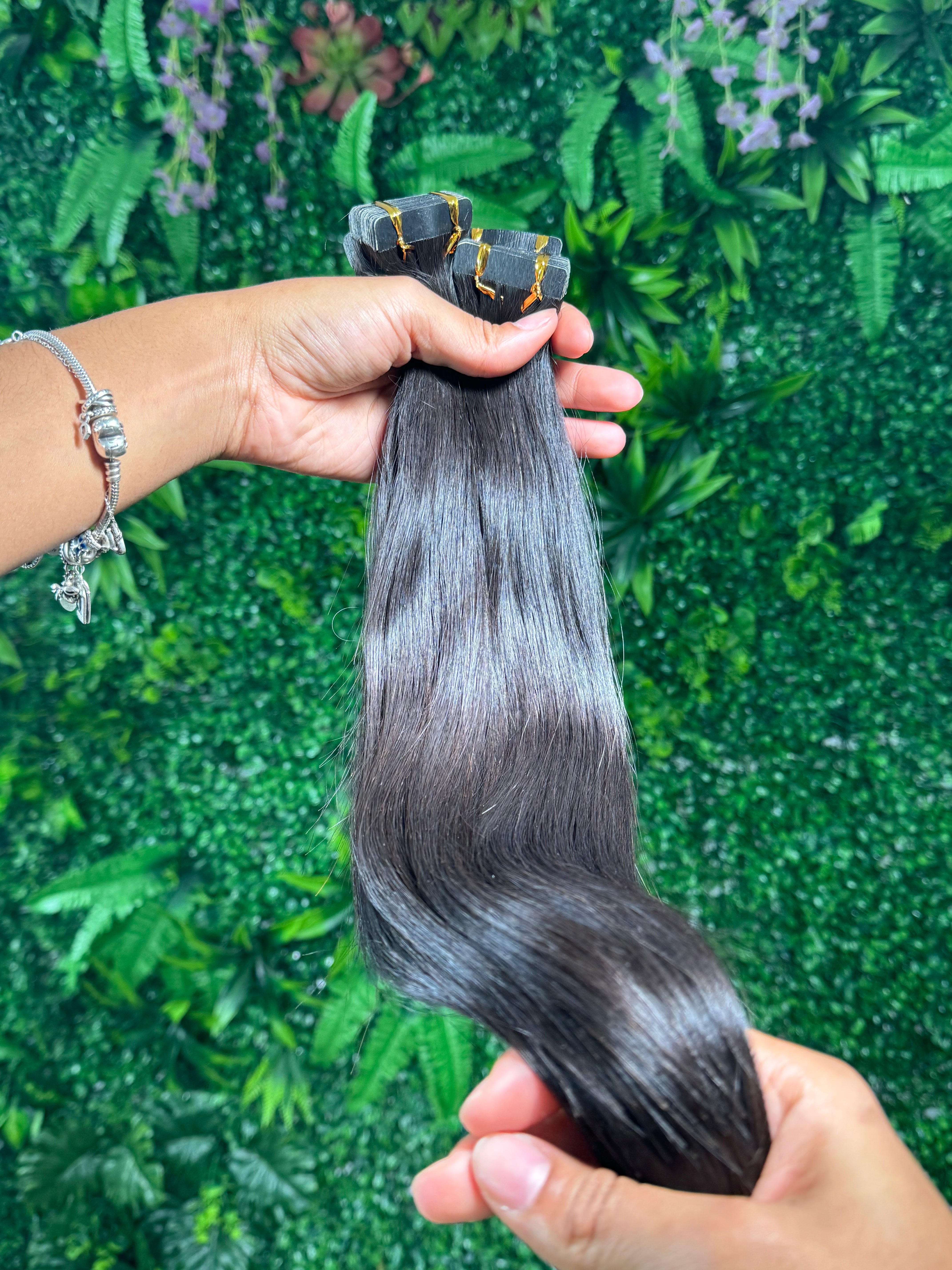 Tapes Ins (extensions)- Raw Hair